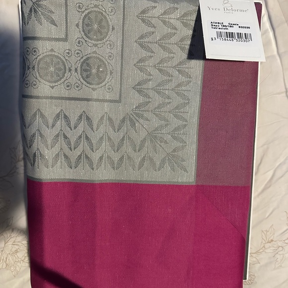 Yves Delorme Gray and Pink Patterned Fabric - Picture 1 of 5
